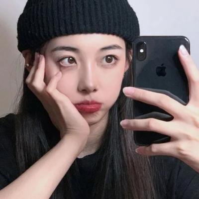 疯疯癫癫的阿兹洛