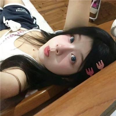 厨窗外的天空